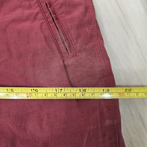 Post Card Vintage Ski Suit - Picture 15 of 16